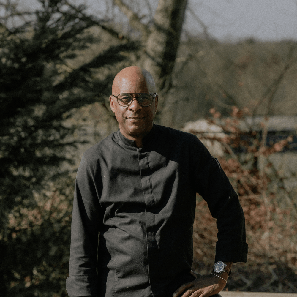 Guy F&B Manager OFF Bruxelles